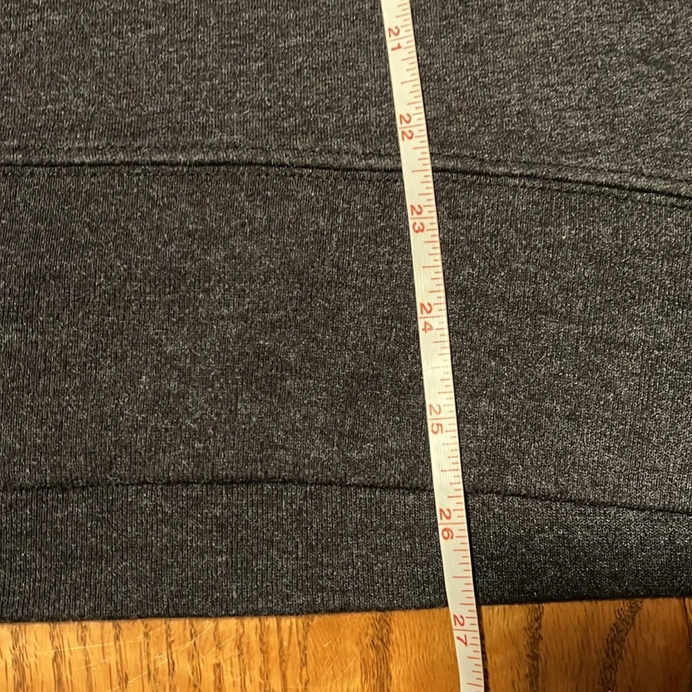 Def Leppard XL Sweatshirt - Picture 10 of 16